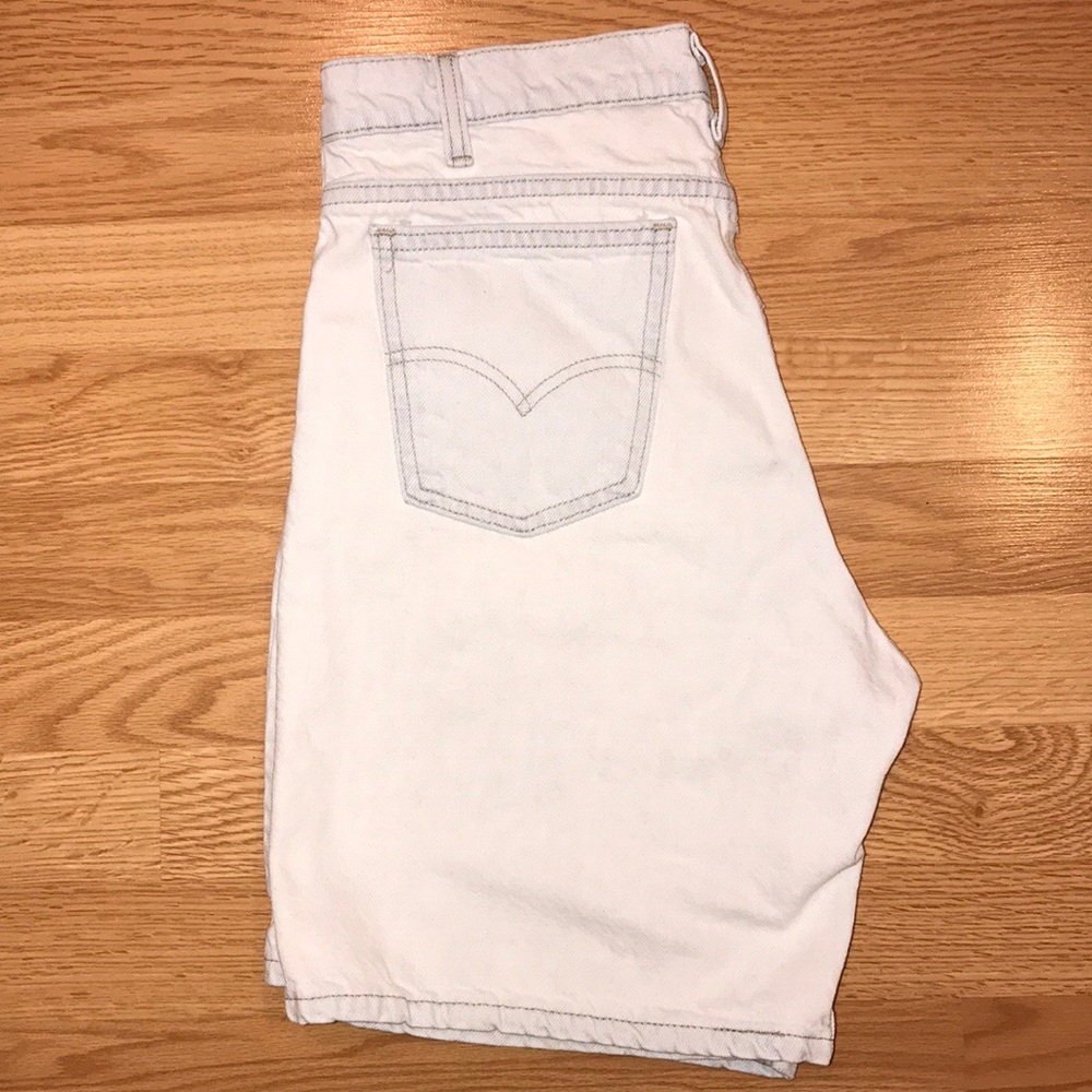 Vintage Levi shorts orange tag